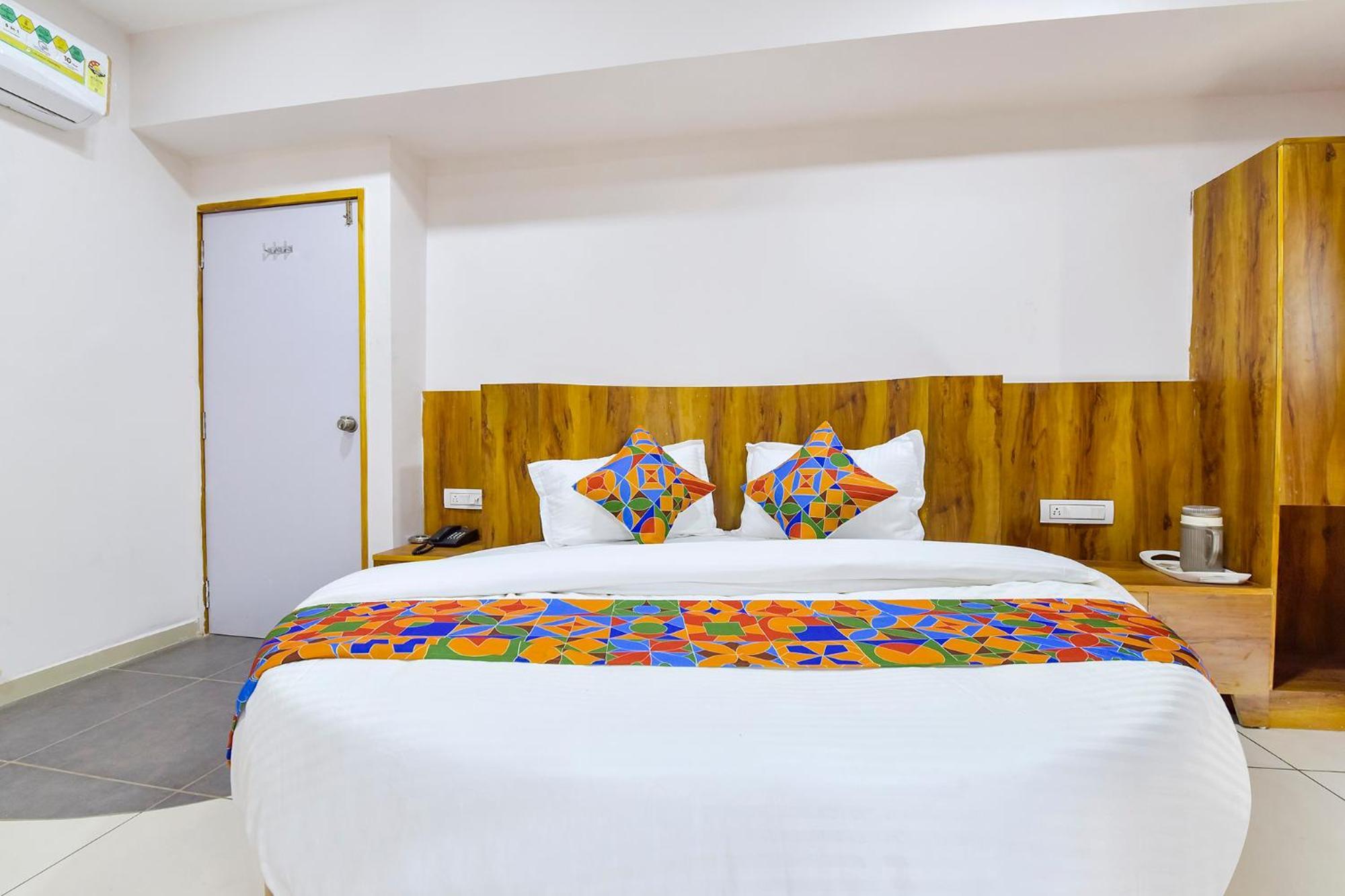 Fabhotel Star Ahmedabad Exterior photo